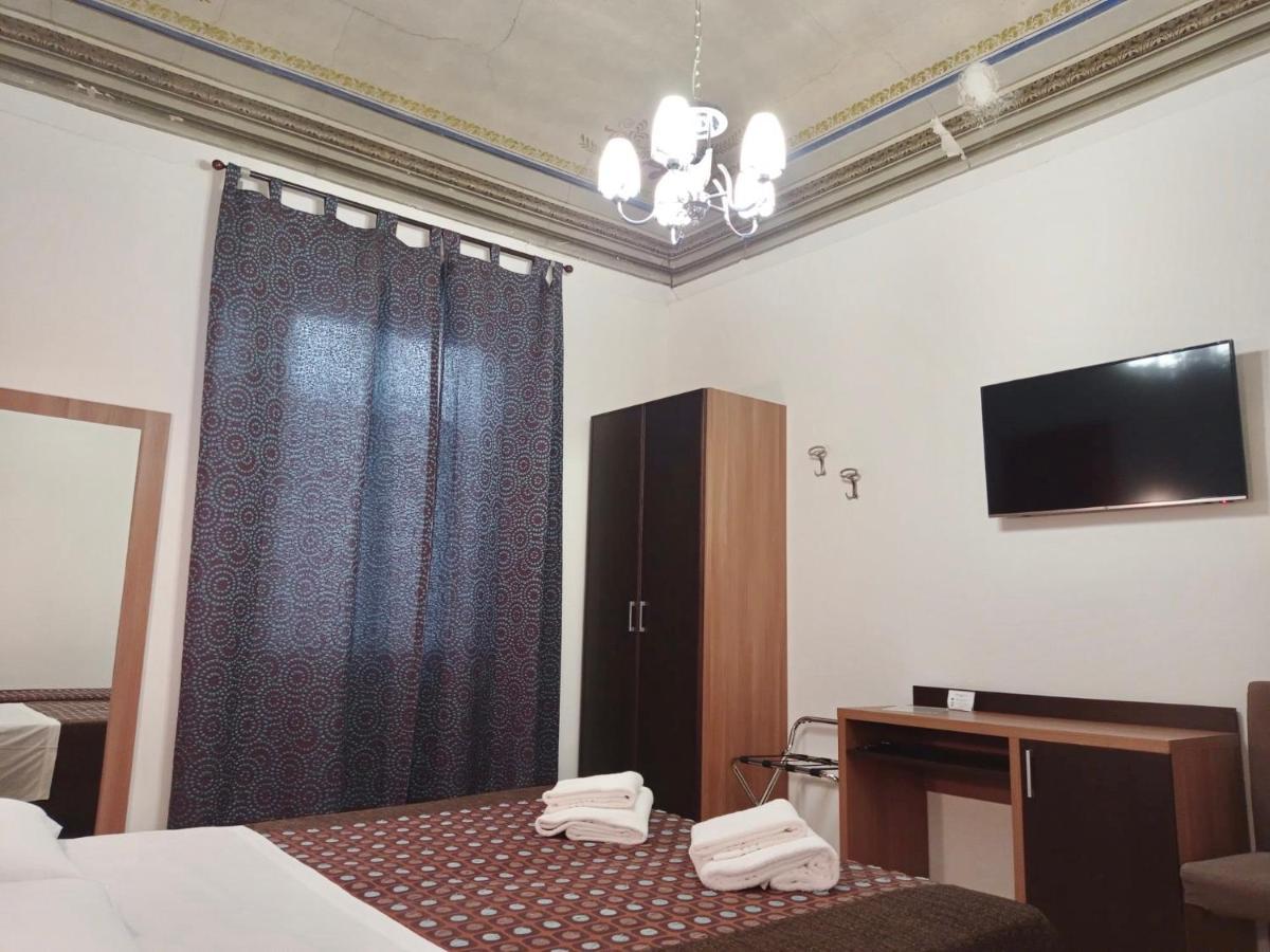 ホテル Adelaide House フィレンツェ エクステリア 写真